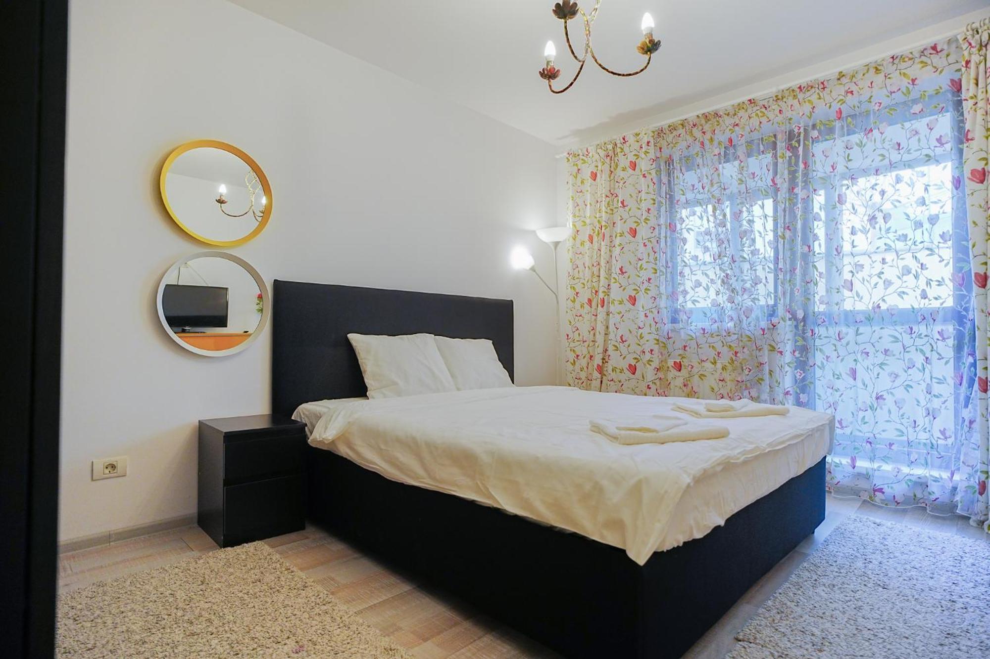 Hideaway Near Parliament Building Apartment Bucharest Luaran gambar